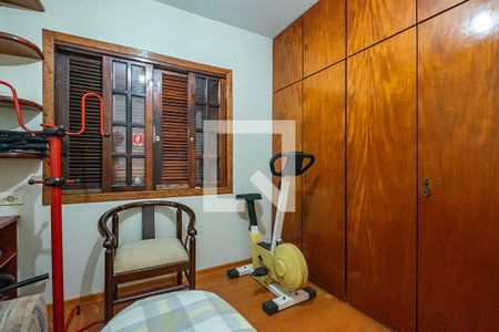 Casa à venda com 270m², 3 quartos e 2 vagas Casa à venda com 270m², 3 quartos e 2 vagasQuarto 2