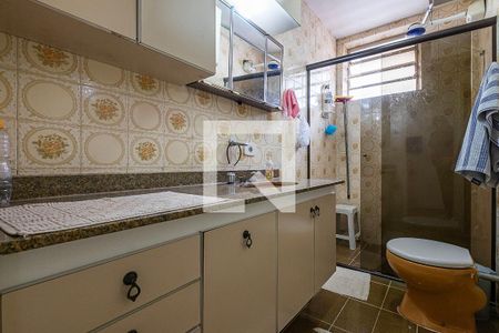 Casa à venda com 270m², 3 quartos e 2 vagas Casa à venda com 270m², 3 quartos e 2 vagasSuíte - Banheiro