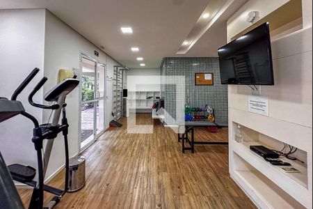 Apartamento à venda com 180m², 3 quartos e 3 vagas Apartamento à venda com 180m², 3 quartos e 3 vagasÁrea comum - Academia