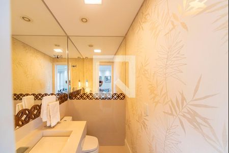 Apartamento à venda com 180m², 3 quartos e 3 vagas Apartamento à venda com 180m², 3 quartos e 3 vagasLavabo