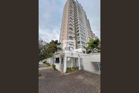 Apartamento à venda com 180m², 3 quartos e 3 vagas Apartamento à venda com 180m², 3 quartos e 3 vagasFachada e portaria