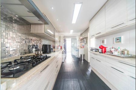 Apartamento à venda com 180m², 3 quartos e 3 vagas Apartamento à venda com 180m², 3 quartos e 3 vagasCozinha