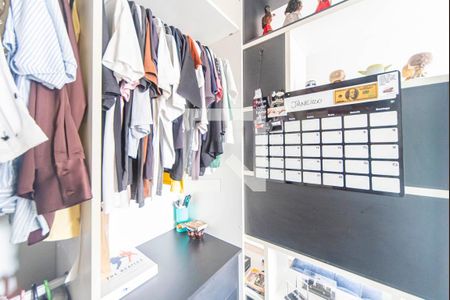 Apartamento à venda com 180m², 3 quartos e 3 vagas Apartamento à venda com 180m², 3 quartos e 3 vagasCloset do Quarto 2