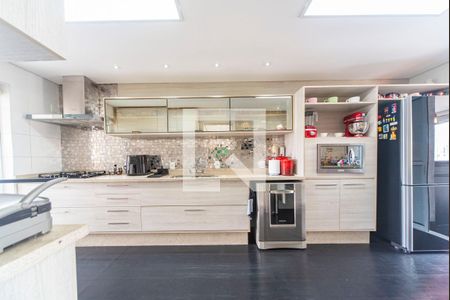 Apartamento à venda com 180m², 3 quartos e 3 vagas Apartamento à venda com 180m², 3 quartos e 3 vagasCozinha