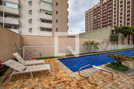 Apartamento à venda com 180m², 3 quartos e 3 vagas Apartamento à venda com 180m², 3 quartos e 3 vagasPiscina