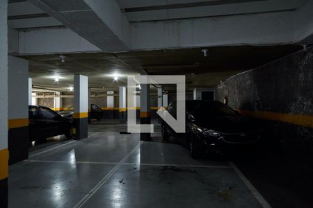 Apartamento à venda com 140m², 2 quartos e 2 vagas Apartamento à venda com 140m², 2 quartos e 2 vagasGaragem