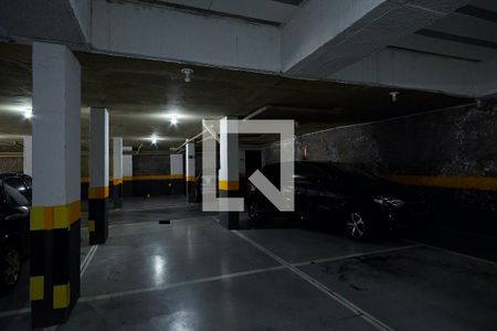 Apartamento à venda com 140m², 2 quartos e 2 vagas Apartamento à venda com 140m², 2 quartos e 2 vagasGaragem