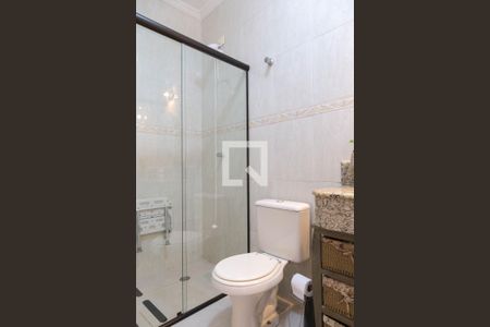 Casa de condomínio à venda com 118m², 3 quartos e 2 vagasBanheiro