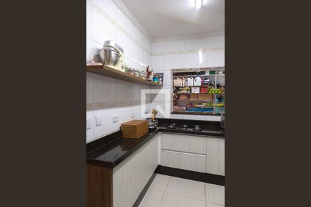 Casa de condomínio à venda com 118m², 3 quartos e 2 vagasCozinha