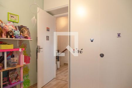 Casa de condomínio à venda com 118m², 3 quartos e 2 vagasQuarto 2