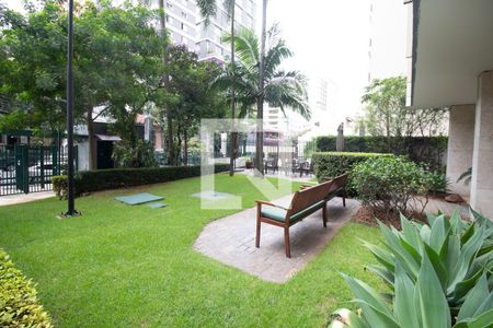 Apartamento à venda com 213m², 3 quartos e 2 vagas Apartamento à venda com 213m², 3 quartos e 2 vagasÁrea comum