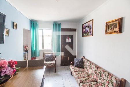 Sala de casa de condomínio para alugar com 3 quartos, 50m² em Conjunto Habitacional Presidente Castelo Branco, Carapicuíba