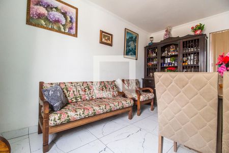 Sala de casa de condomínio para alugar com 3 quartos, 50m² em Conjunto Habitacional Presidente Castelo Branco, Carapicuíba