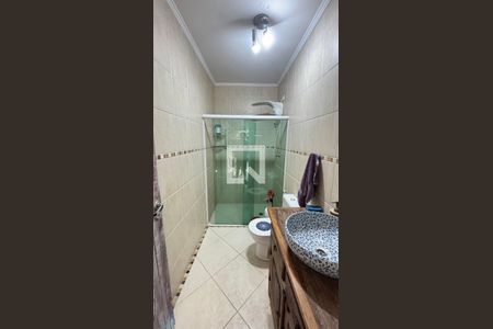 Casa à venda com 450m², 4 quartos e 3 vagas Casa à venda com 450m², 4 quartos e 3 vagasBanheiro da Piscina