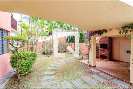 Apartamento à venda com 36m², 1 quarto e 2 vagas Apartamento à venda com 36m², 1 quarto e 2 vagasÁrea comum - Churrasqueira