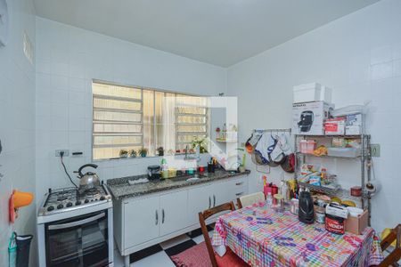 Casa à venda com 140m², 3 quartos e 2 vagas Casa à venda com 140m², 3 quartos e 2 vagasCozinha