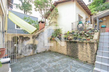 Casa à venda com 140m², 3 quartos e 2 vagas Casa à venda com 140m², 3 quartos e 2 vagasÁrea comum