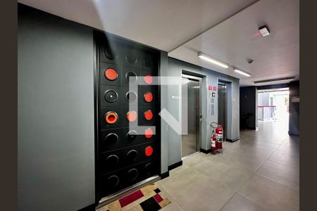 Apartamento para alugar com 91m², 2 quartos e 1 vaga Apartamento para alugar com 91m², 2 quartos e 1 vagaHall Apartamento