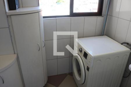 Apartamento à venda com 180m², 2 quartos e 1 vagaÁrea de Serviço