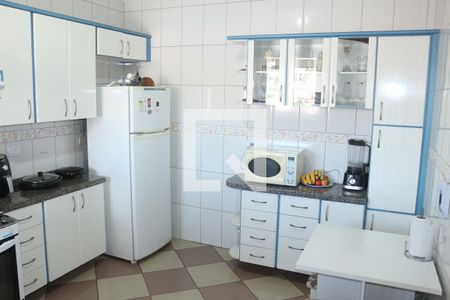 Apartamento à venda com 180m², 2 quartos e 1 vagaCozinha