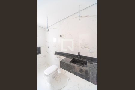 Apartamento à venda com 56m², 2 quartos e 1 vaga Apartamento à venda com 56m², 2 quartos e 1 vagaBanheiro do Quarto 2