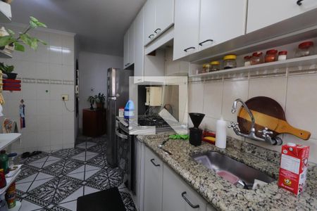 Casa à venda com 360m², 4 quartos e 2 vagasCozinha