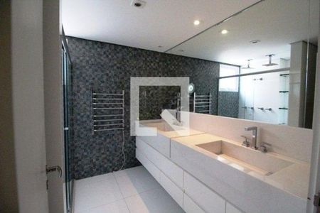 Apartamento à venda com 370m², 4 quartos e 5 vagas