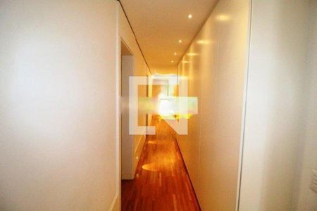 Apartamento à venda com 370m², 4 quartos e 5 vagas