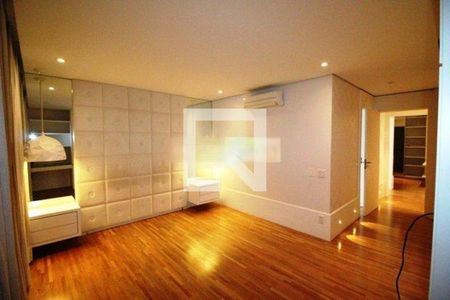 Apartamento à venda com 370m², 4 quartos e 5 vagas