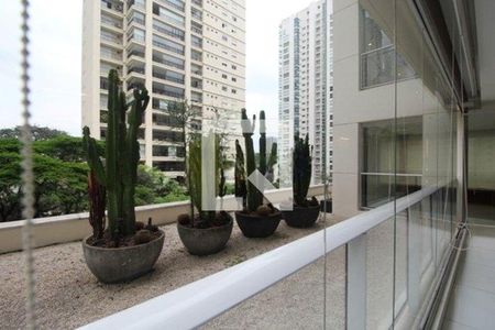 Apartamento à venda com 370m², 4 quartos e 5 vagas
