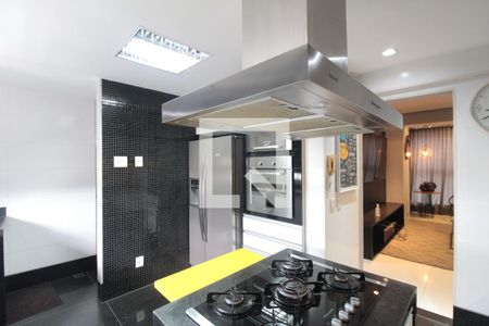 Apartamento à venda com 196m², 3 quartos e 2 vagasCozinha e Área de Serviço