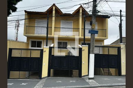 Casa à venda com 167m², 3 quartos e 6 vagas Casa à venda com 167m², 3 quartos e 6 vagasFoto 02