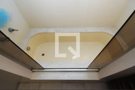 Apartamento à venda com 278m², 3 quartos e 3 vagas Apartamento à venda com 278m², 3 quartos e 3 vagasBanheiro da Suíte 3