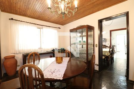 Casa à venda com 210m², 4 quartos e 5 vagasSala de Jantar