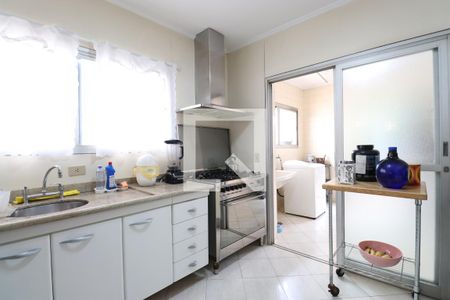 Casa à venda com 210m², 4 quartos e 5 vagasCozinha