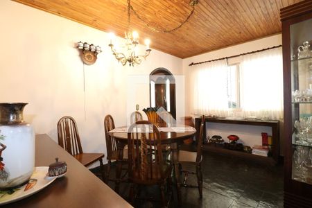 Casa à venda com 210m², 4 quartos e 5 vagasSala de Jantar