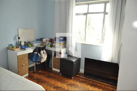 Casa à venda com 227m², 3 quartos e 3 vagasQuarto 2