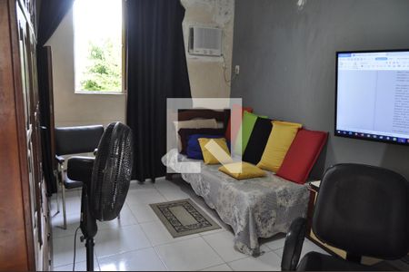 Casa à venda com 227m², 3 quartos e 3 vagasEscritório