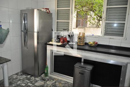 Casa à venda com 227m², 3 quartos e 3 vagasCozinha