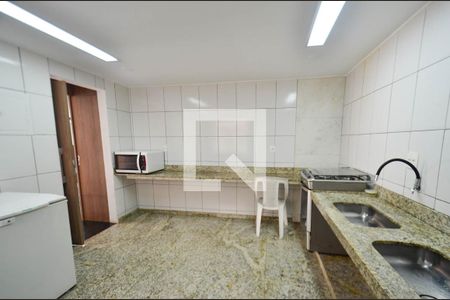 Apartamento à venda com 210m², 4 quartos e 3 vagas Apartamento à venda com 210m², 4 quartos e 3 vagasSalão de festas