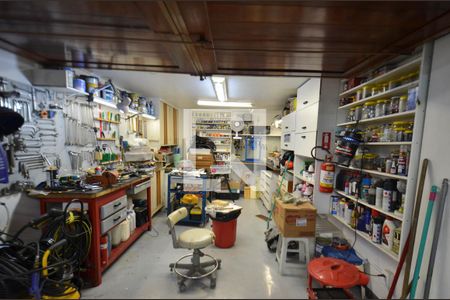 Apartamento à venda com 210m², 4 quartos e 3 vagas Apartamento à venda com 210m², 4 quartos e 3 vagasGaragem