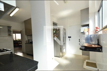Apartamento à venda com 210m², 4 quartos e 3 vagas Apartamento à venda com 210m², 4 quartos e 3 vagasCozinha