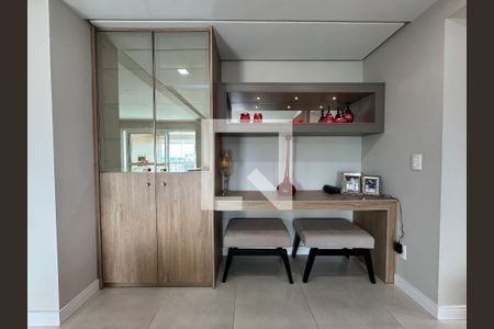 Apartamento à venda com 157m², 2 quartos e 3 vagas Apartamento à venda com 157m², 2 quartos e 3 vagasSala