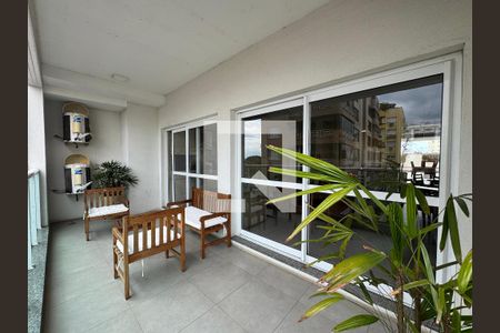 Apartamento à venda com 157m², 2 quartos e 3 vagas Apartamento à venda com 157m², 2 quartos e 3 vagasÁrea comum