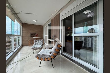 Apartamento à venda com 157m², 2 quartos e 3 vagas Apartamento à venda com 157m², 2 quartos e 3 vagasVaranda da Sala