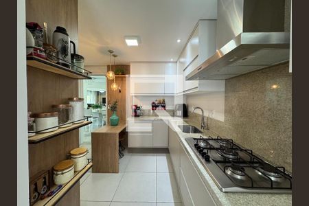 Apartamento à venda com 157m², 2 quartos e 3 vagas Apartamento à venda com 157m², 2 quartos e 3 vagasCozinha