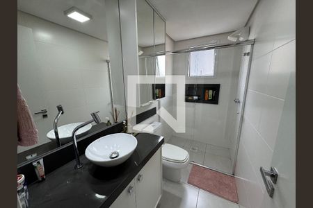 Apartamento à venda com 157m², 2 quartos e 3 vagas Apartamento à venda com 157m², 2 quartos e 3 vagasBanheiro