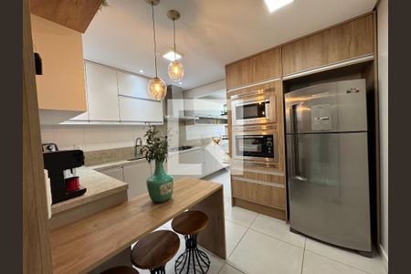 Apartamento à venda com 157m², 2 quartos e 3 vagas Apartamento à venda com 157m², 2 quartos e 3 vagasCozinha