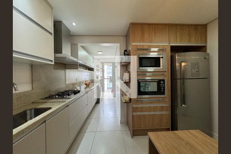 Apartamento à venda com 157m², 2 quartos e 3 vagas Apartamento à venda com 157m², 2 quartos e 3 vagasCozinha