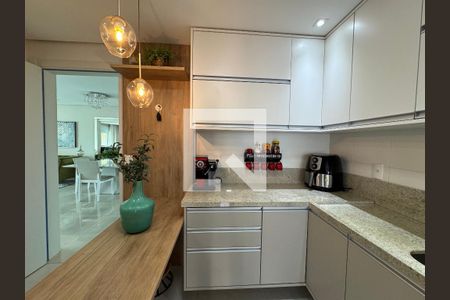 Apartamento à venda com 157m², 2 quartos e 3 vagas Apartamento à venda com 157m², 2 quartos e 3 vagasCozinha